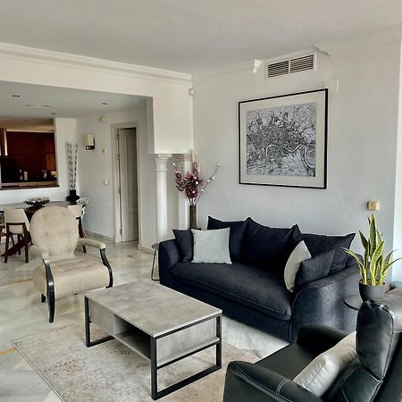 Magna Marbella Apartment Luaran gambar