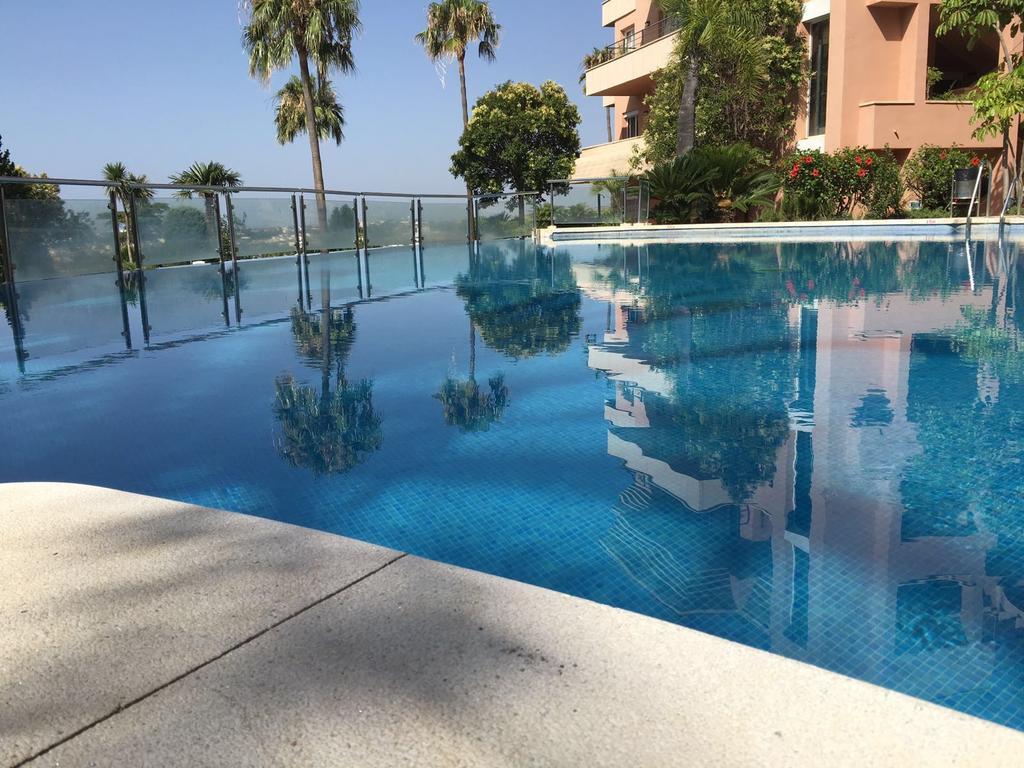 Magna Marbella Apartment Luaran gambar